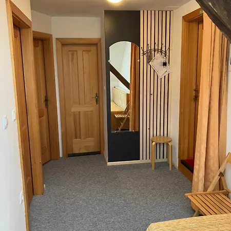 Pri Bostjanovcu Gorenja Vas (Gorenja Vas-Poljane)