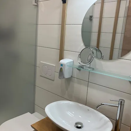 Pri Bostjanovcu Apartment *