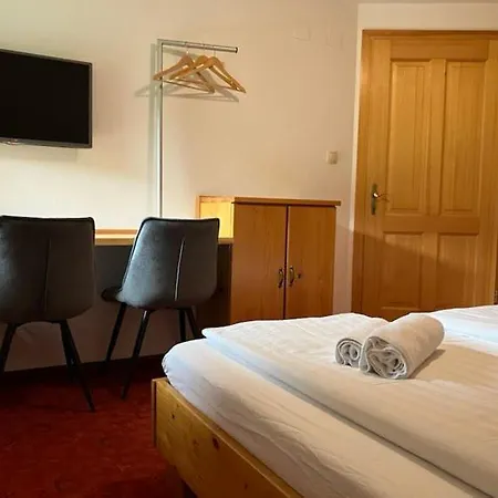 Pri Bostjanovcu Gorenja Vas (Gorenja Vas-Poljane)