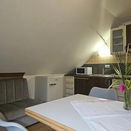 Pri Bostjanovcu Apartma Gorenja Vas (Gorenja Vas-Poljane)