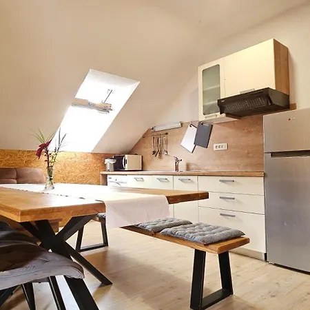 Pri Bostjanovcu Appartamento Gorenja Vas (Gorenja Vas-Poljane)