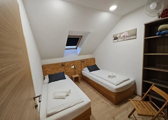 Apartma Pri Bostjanovcu Gorenja Vas (Gorenja Vas-Poljane)