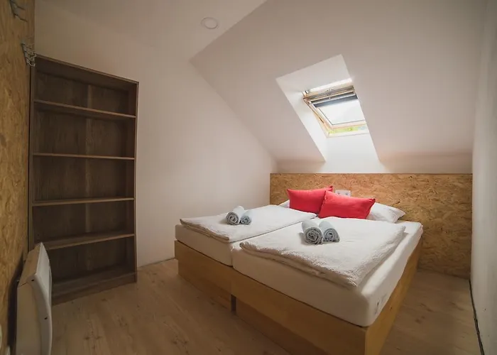 Pri Bostjanovcu Apartma Gorenja Vas (Gorenja Vas-Poljane)